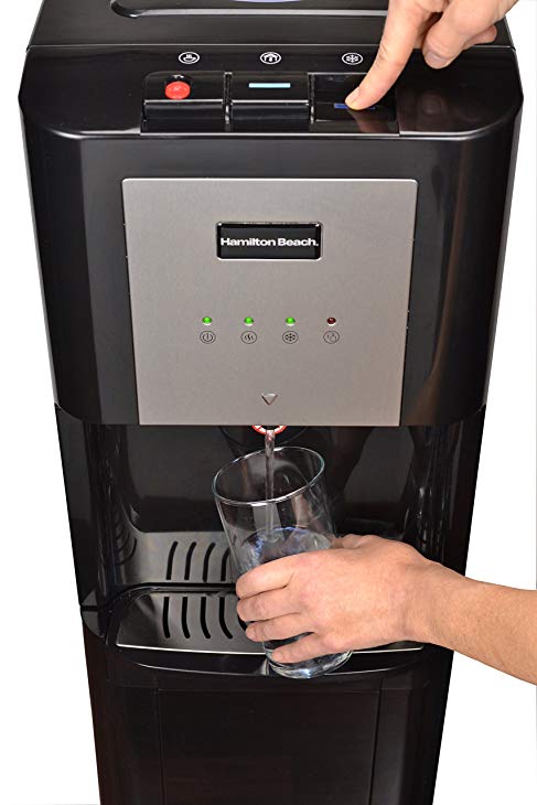 Cleaning water dispenser